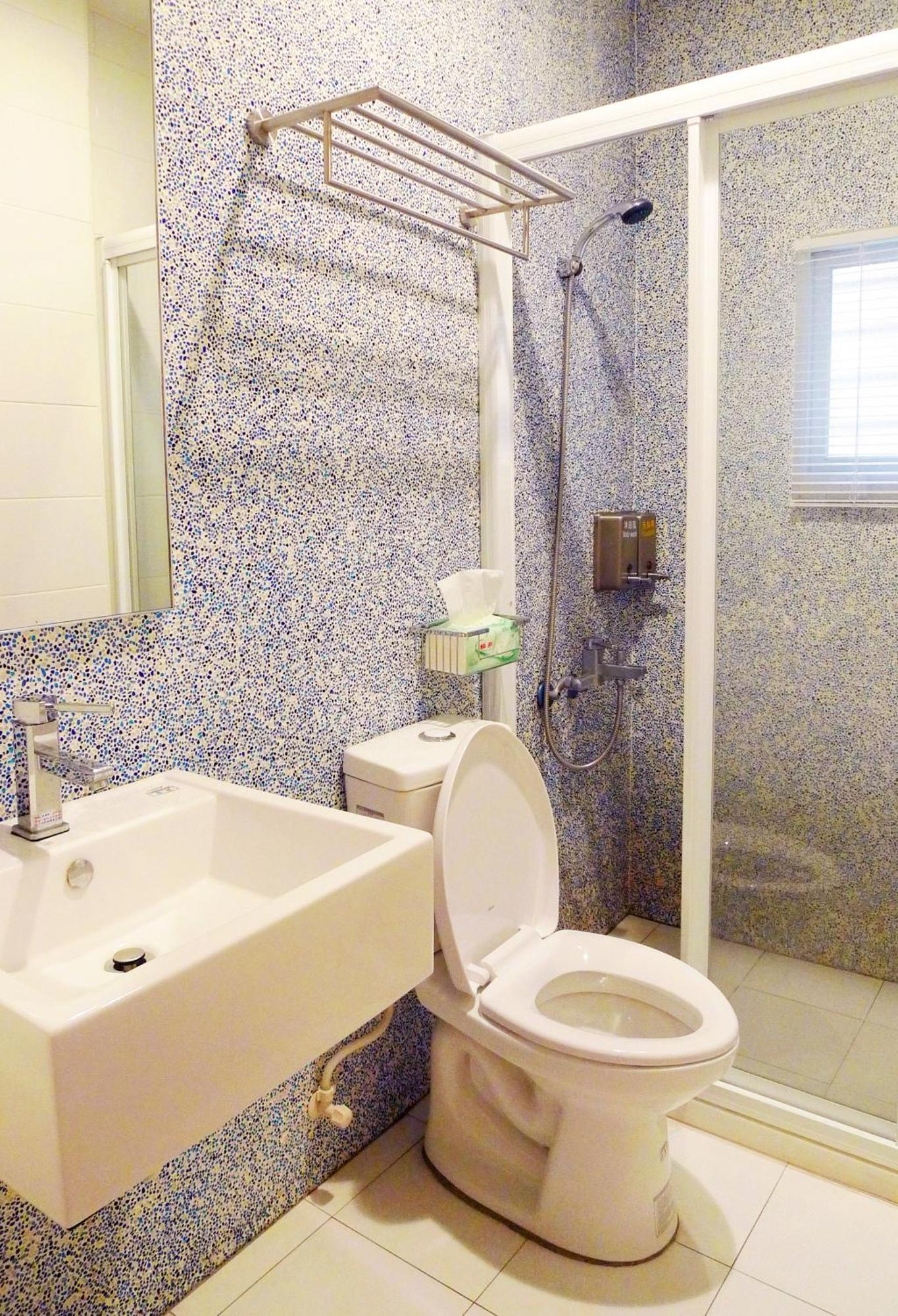 Knock Knock Hostel Гаосюн Экстерьер фото