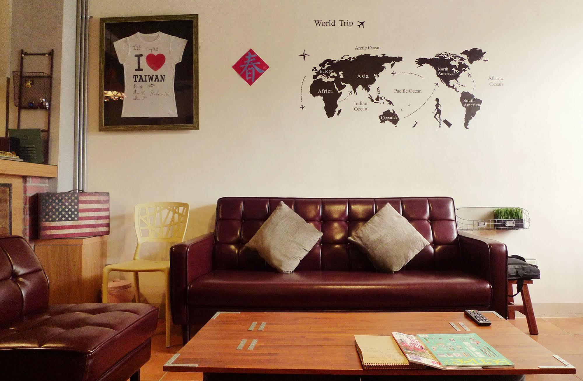 Knock Knock Hostel Гаосюн Экстерьер фото