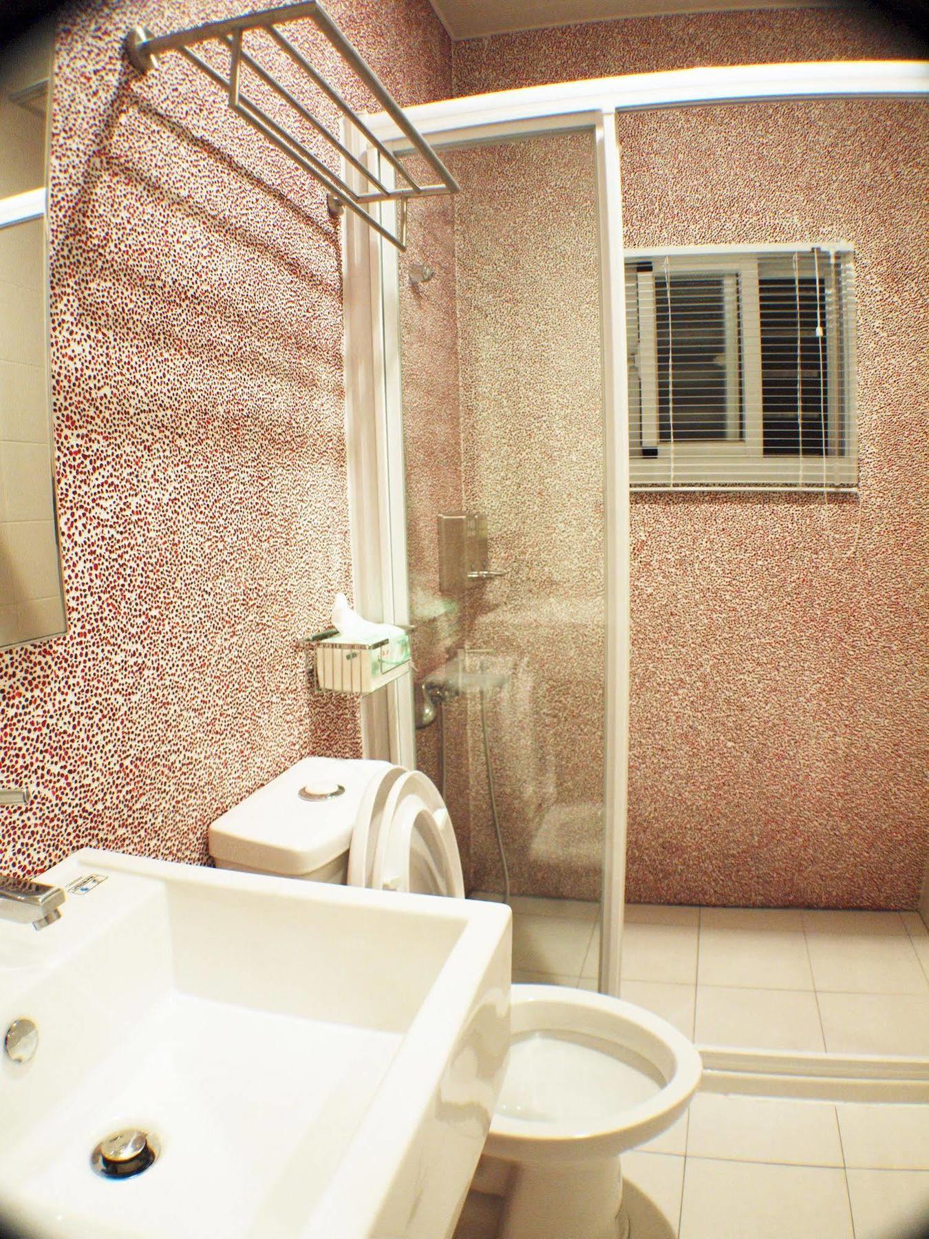 Knock Knock Hostel Гаосюн Экстерьер фото